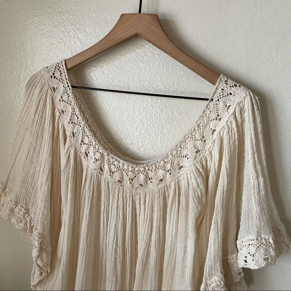 Jen’s Pirate Booty | Curve Wildflower Tunic - Picture 2 of 9